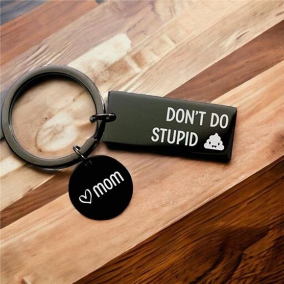 Funny Keyring | Love Mom Present | Gifts Reminder | Keychains Gift - Picture 1 of 6